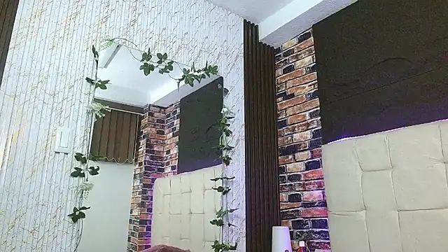 malenahot303av online show from 2, 10, 2025