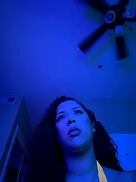 Snapshot of theviberoom chatting on 27, 9, 2025 theviberoom online show from 27, 9, 2025