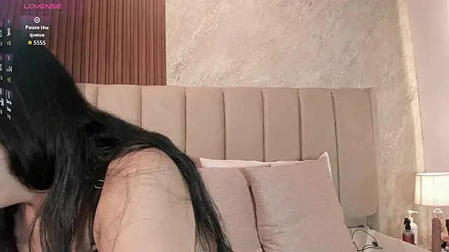  Cris Spicy  online show from 12, 3, 2026