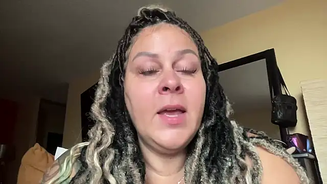 number1slut online show from 28, 4, 2026