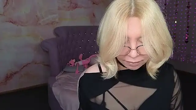 Wendy Waves online show from 13, 9, 2025