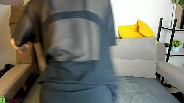 Lori Blossom online show from 5, 2, 2026