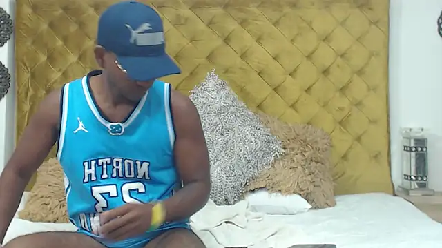 AndyCalifornia1 online show from 4, 12, 2025