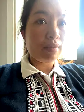 Nhung584 online show from 17, 9, 2025