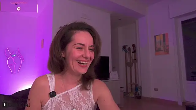 Witch in Silk online show from 13, 11, 2025