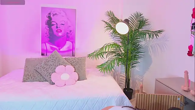 LUNAA    online show from 26, 3, 2026