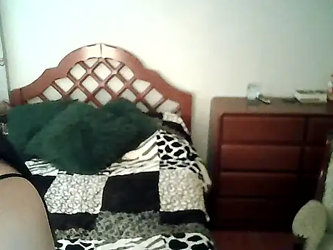 FallsForHerSmile online show from 12, 1, 2026