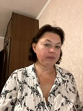 Kiravix online show from 9, 10, 2025