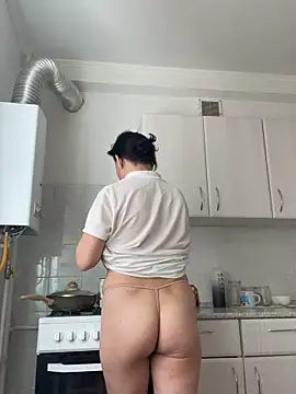 Kiravix online show from 11, 4, 2026