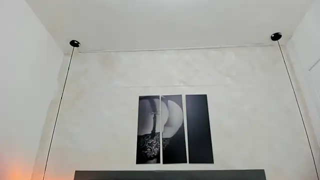 dakota roussee online show from 19, 9, 2025