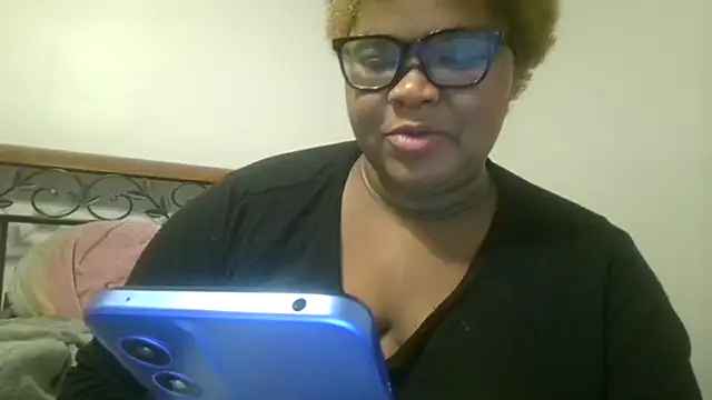 techprincessxx online show from 9, 11, 2025