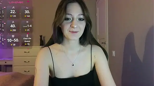 white liillyy online show from 17, 5, 2026