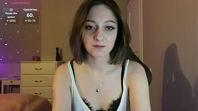 white liillyy online show from 27, 5, 2026