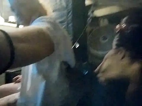 Snapshot of SnowBunny1224 chatting on 21, 10, 2025 SnowBunny1224 online show from 21, 10, 2025