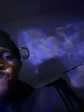 tyrek5051 online show from 3, 12, 2025