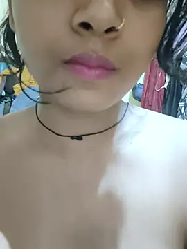 RAYI Queen 2 online show from 5, 5, 2026