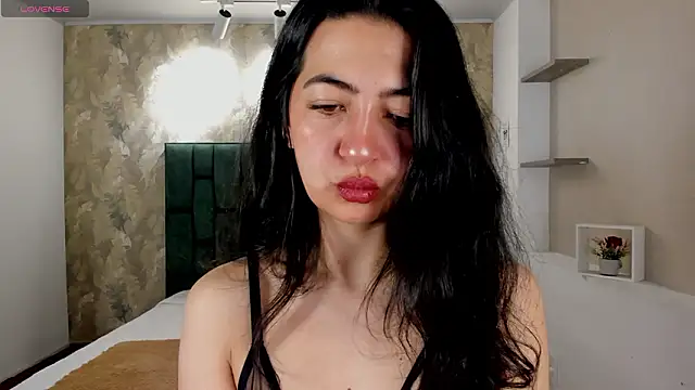 Saya Amaretto1 online show from 18, 2, 2026