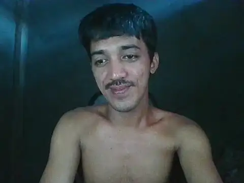 Snapshot of RowyCam chatting on 31, 10, 2025 RowyCam online show from 31, 10, 2025