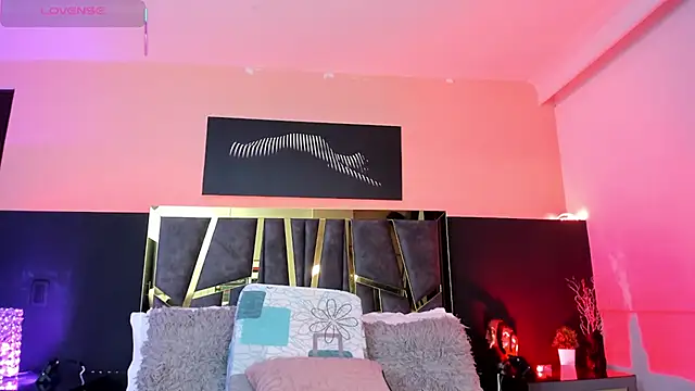 Snapshot of ScarletTorres chatting on 17, 11, 2025 ScarletTorres online show from 17, 11, 2025