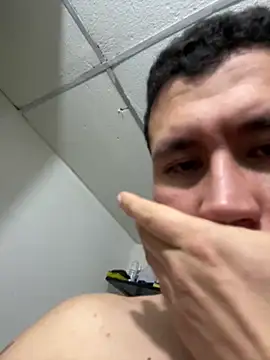 Kurtxxx22 online show from 6, 2, 2026