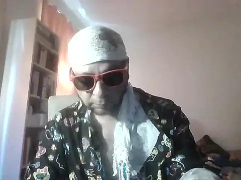 Snapshot of SmokedAlloy2 chatting on 24, 7, 2026 SmokedAlloy2 online show from 24, 7, 2026