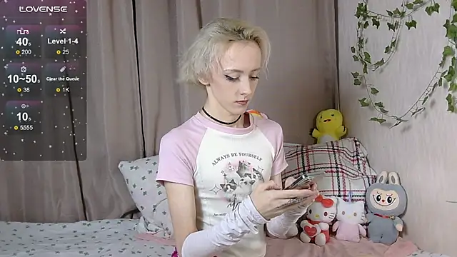 NextVibe  online show from 13, 11, 2025