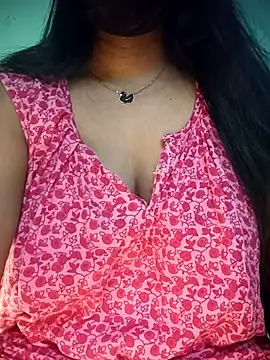 yoursexy rumi online show from 3, 11, 2025