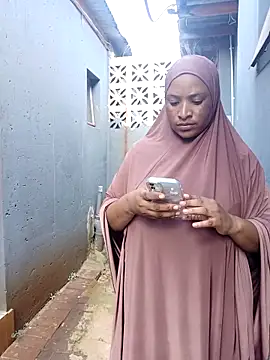 Sweetbxxx24 online show from 6, 4, 2026