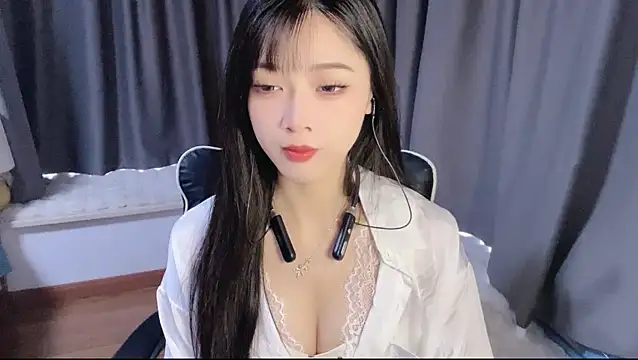 Snapshot of Cicicici-cc chatting on 30, 10, 2025 Cicicici-cc online show from 30, 10, 2025