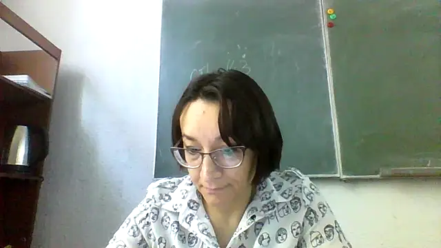 Snapshot of Moon_Janis chatting on 11, 9, 2025 Moon Janis online show from 11, 9, 2025