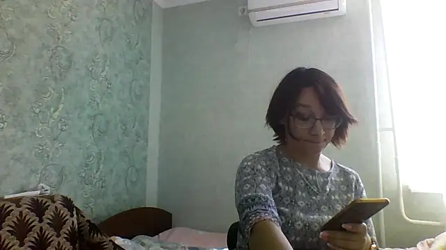 Snapshot of Moon_Janis chatting on 24, 9, 2025 Moon Janis online show from 24, 9, 2025