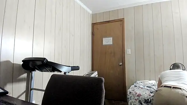 Snapshot of NaturalBeautyQueen chatting on 30, 6, 2026 NaturalBeautyQueen online show from 30, 6, 2026