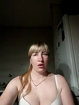 babyjessi online show from 10, 9, 2025