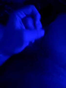 Snapshot of i_love_2cum chatting on 10, 10, 2025 i love 2cum online show from 10, 10, 2025