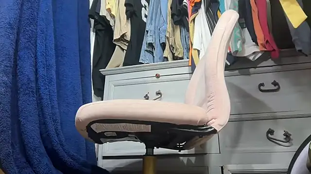 bearcub300 online show from 15, 11, 2025