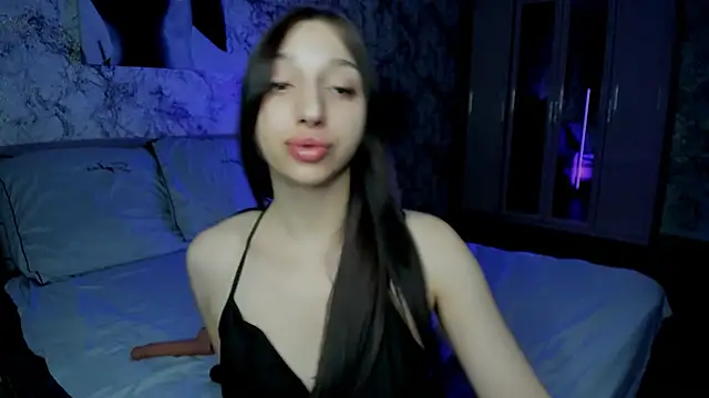 Snapshot of sheillawood chatting on 5, 11, 2025 sheillawood online show from 5, 11, 2025