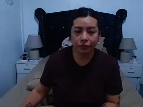 AnnaMedina05 online show from 11, 2, 2026