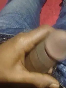 Rubuxyz online show from 4, 12, 2025