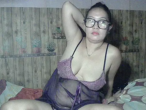 Snapshot of Pinay_BigTits69 chatting on 19, 10, 2025 Pinay BigTits69 online show from 19, 10, 2025