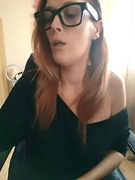 Mila Luciphya online show from 9, 11, 2025