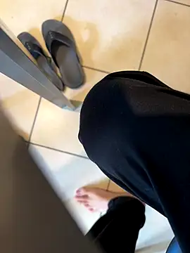 Manu97k online show from 2, 10, 2025