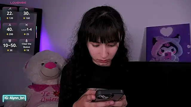 Alynn Bri  online show from 5, 8, 2026