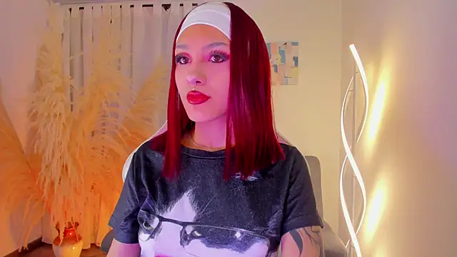 Snapshot of cuteezoe chatting on 12, 11, 2025 cuteezoe online show from 12, 11, 2025