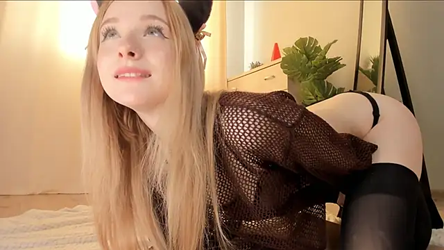 Nana Wilson online show from 14, 9, 2025