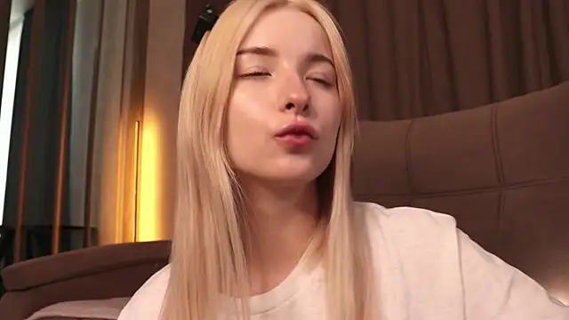 Nana Wilson online show from 24, 4, 2026