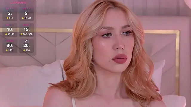 VelvetHell online show from 15, 9, 2025