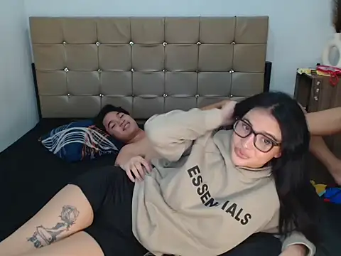 YourAsian Cummer online show from 18, 4, 2026