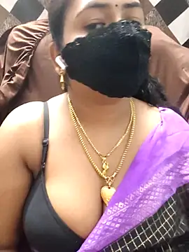 Snapshot of Tamil_Lotus chatting on 7, 7, 2026 Tamil Lotus online show from 7, 7, 2026