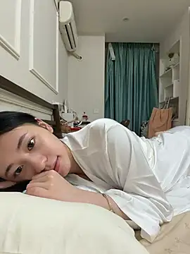 Snapshot of shishi0688 chatting on 15, 5, 2026 shishi0688 online show from 15, 5, 2026