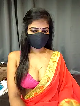 Snapshot of Misss-julli chatting on 8, 3, 2026 Misss-julli online show from 8, 3, 2026